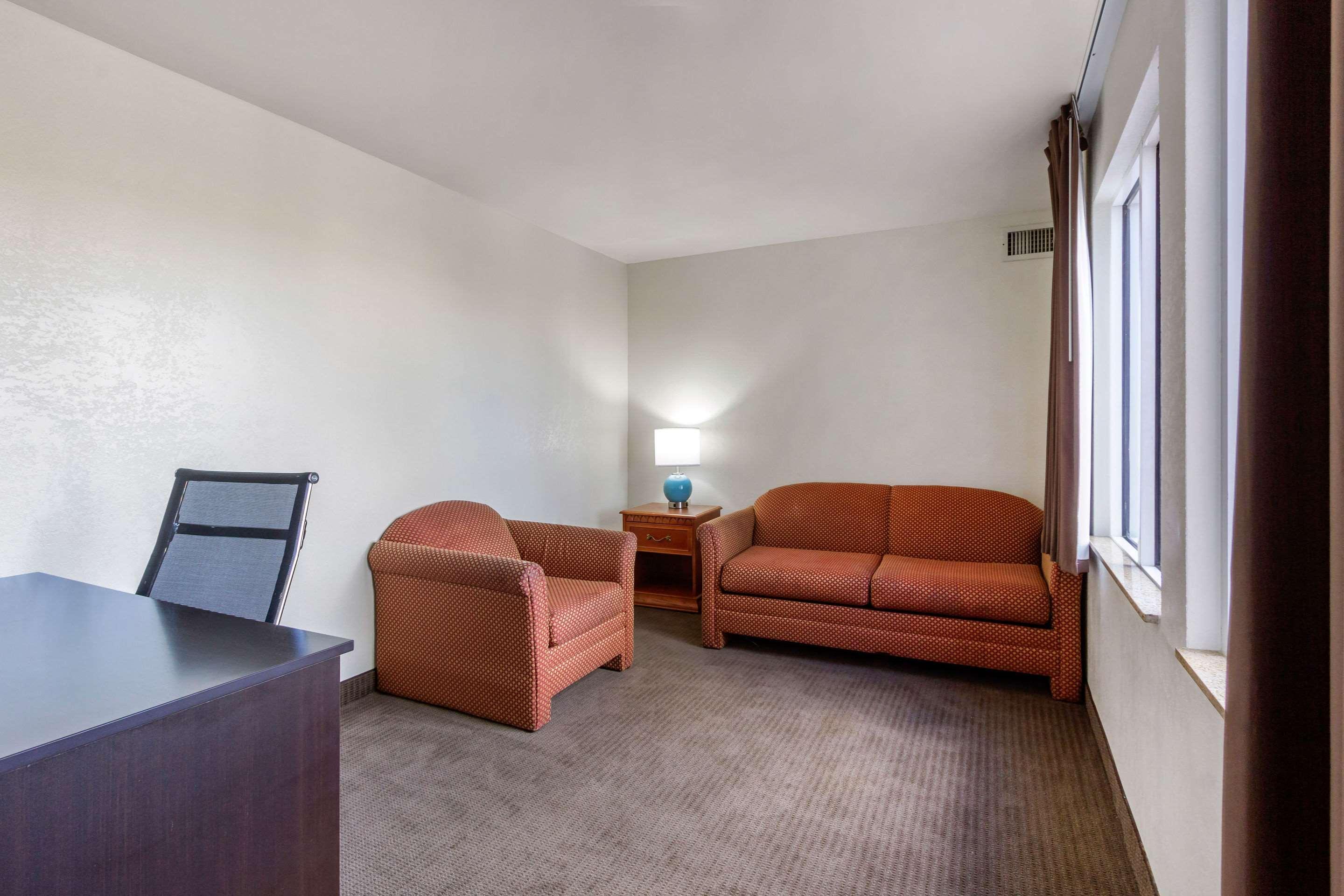 Sleep Inn Near Busch Gardens - Usf Temple Terrace Екстериор снимка