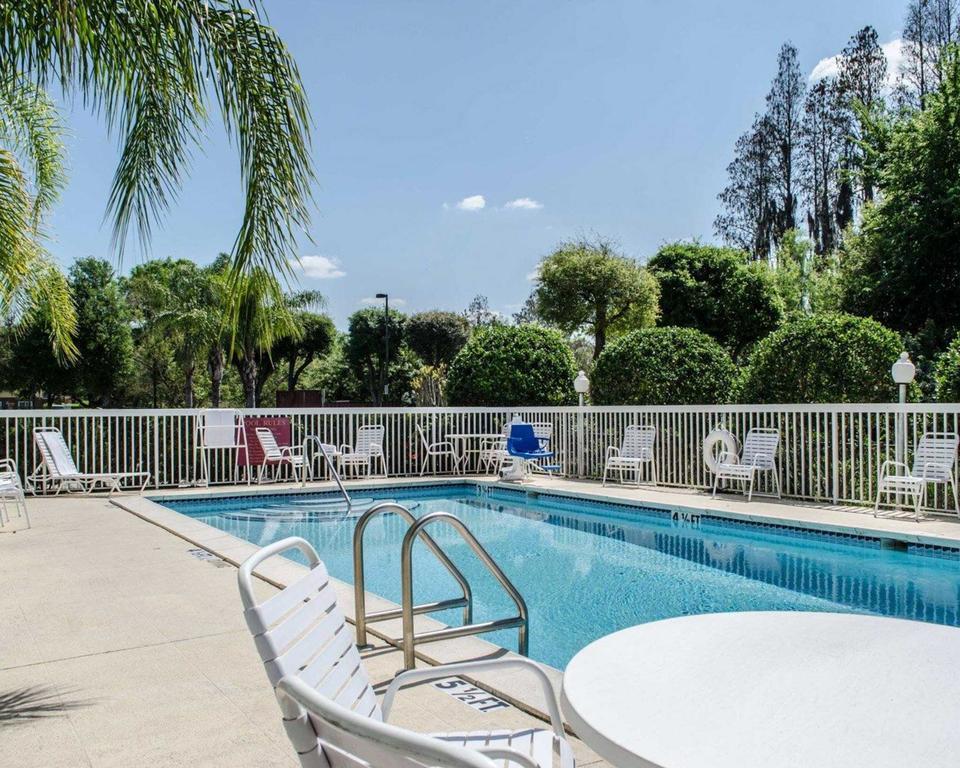 Sleep Inn Near Busch Gardens - Usf Temple Terrace Екстериор снимка