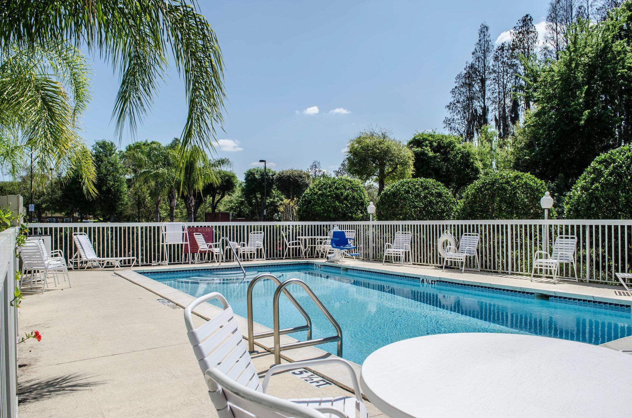 Sleep Inn Near Busch Gardens - Usf Temple Terrace Екстериор снимка