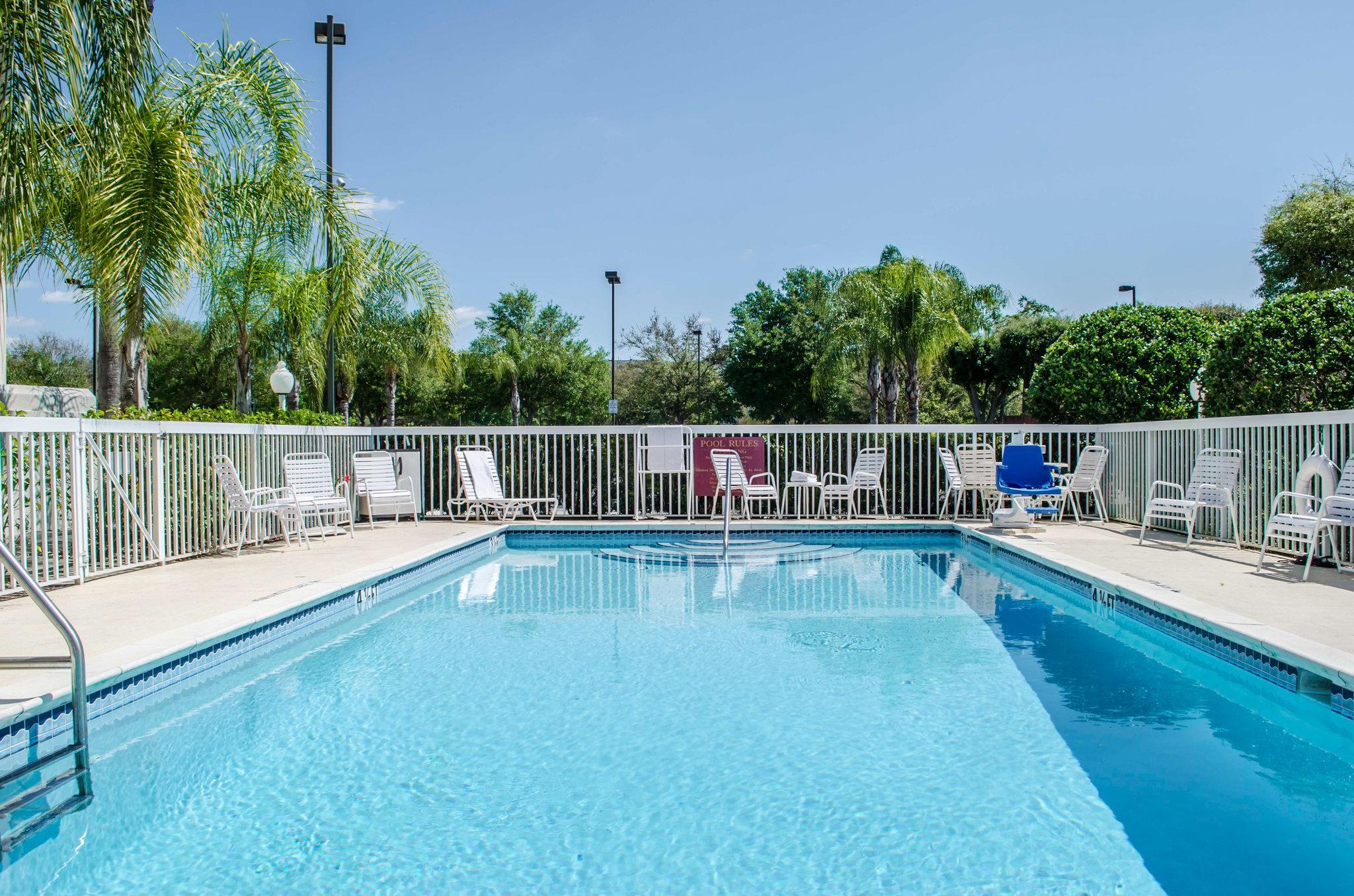 Sleep Inn Near Busch Gardens - Usf Temple Terrace Екстериор снимка